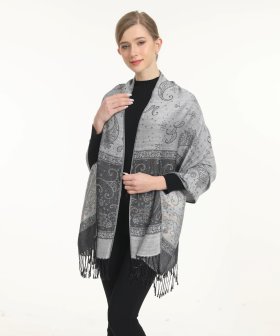 Metallic Paisley Flower Grey