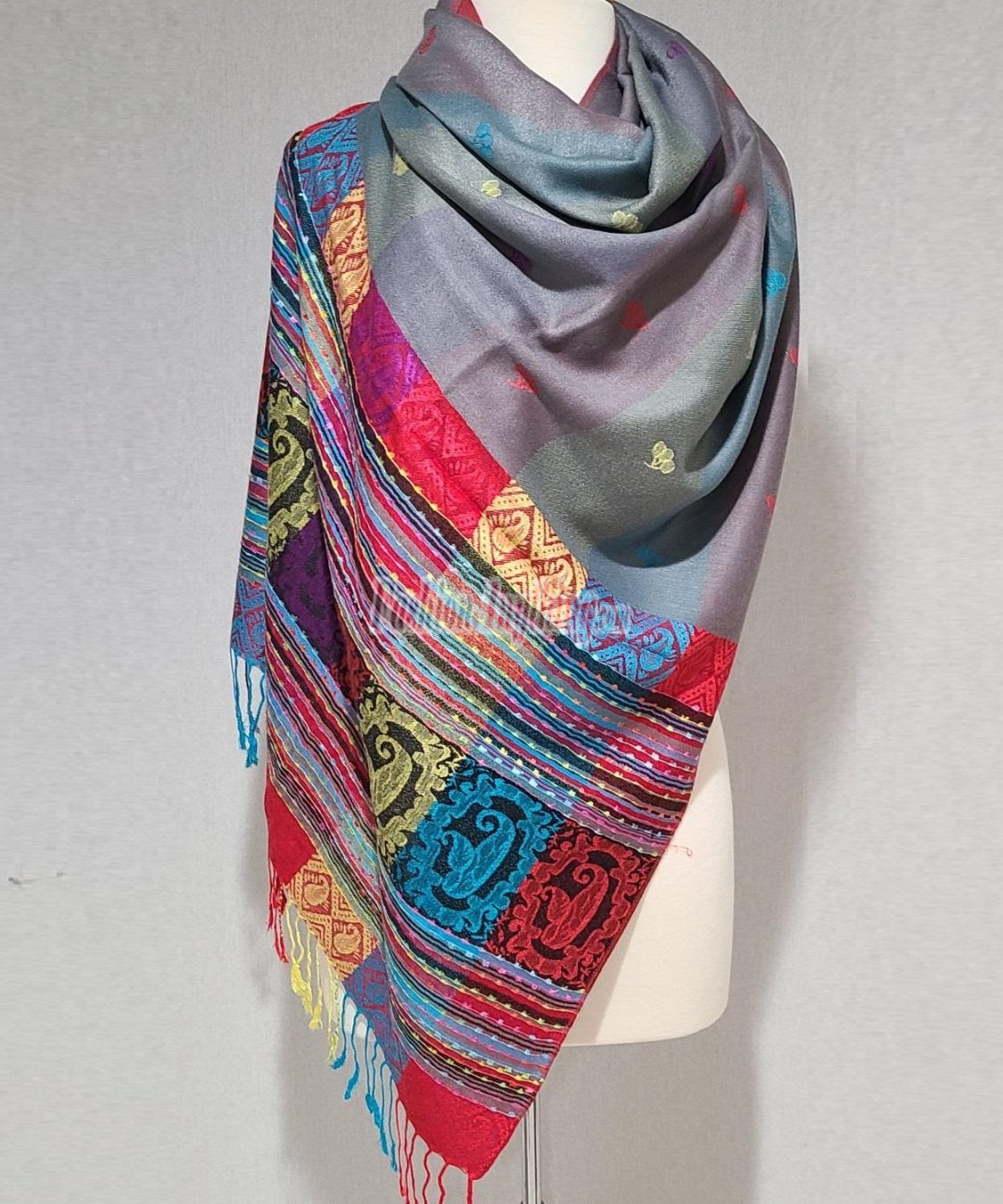 (image for) Stripe Paisley Shawl Light Grey